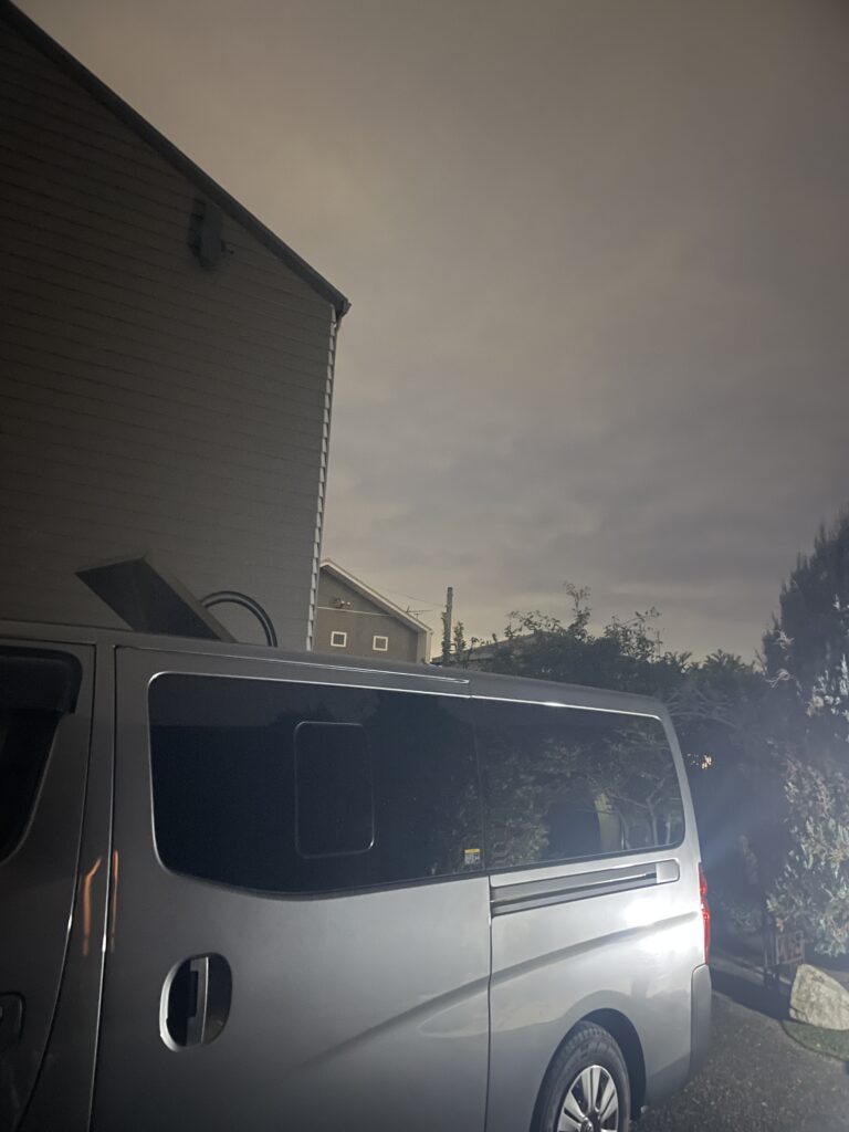 筑後市のご自宅前で行うトラちゃんのお見送り